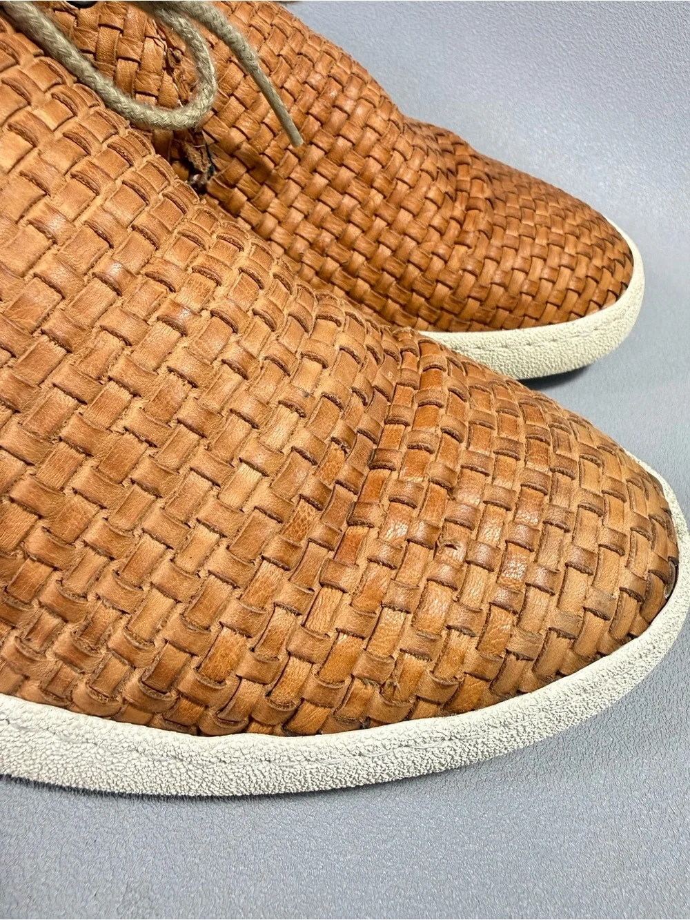 Pratesi Tan Italian Woven Leather Chukka Lace-Up Sneakers